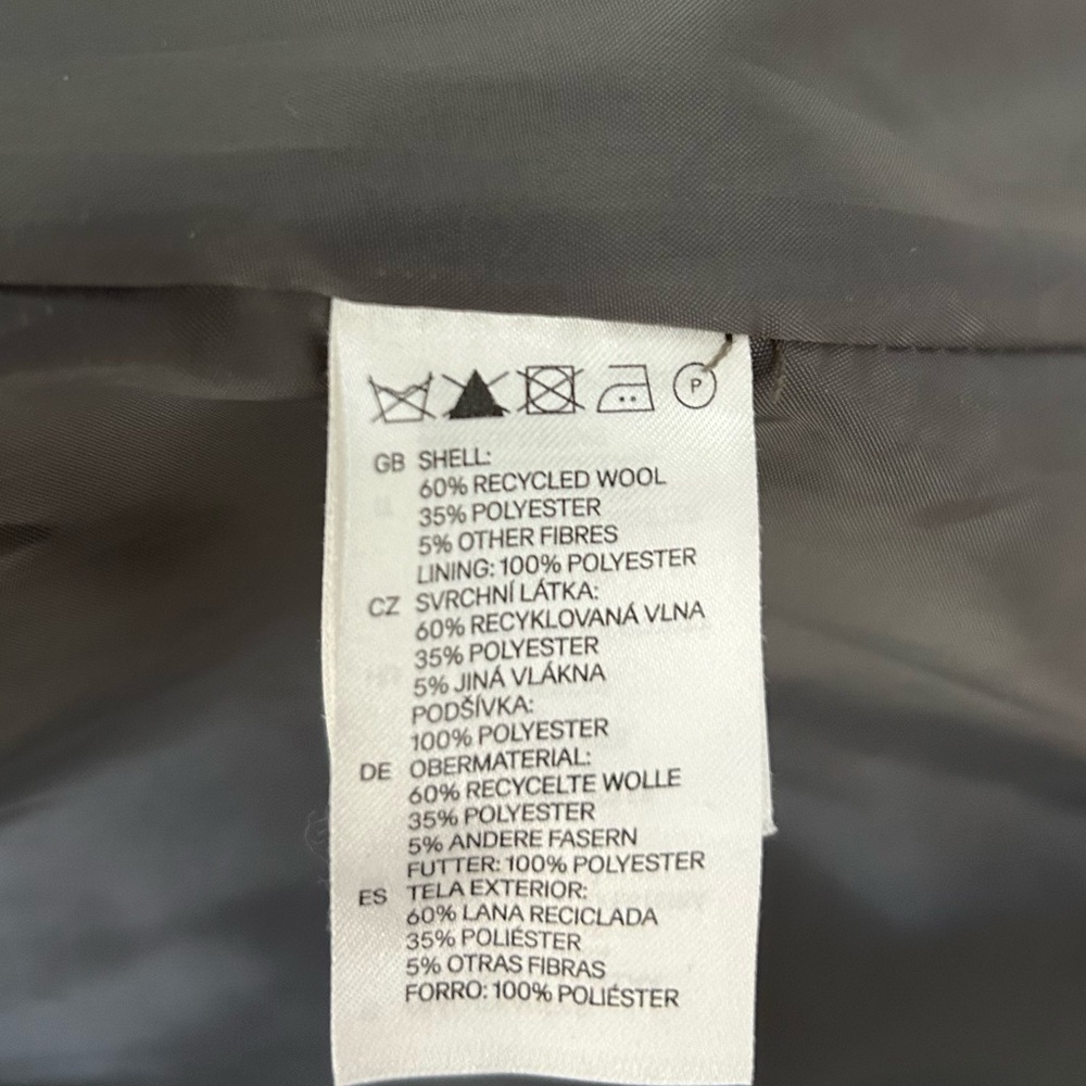 H&M Recycled Wool Belted Zip-Up Coat – Size 10 - Picture 6 of 6